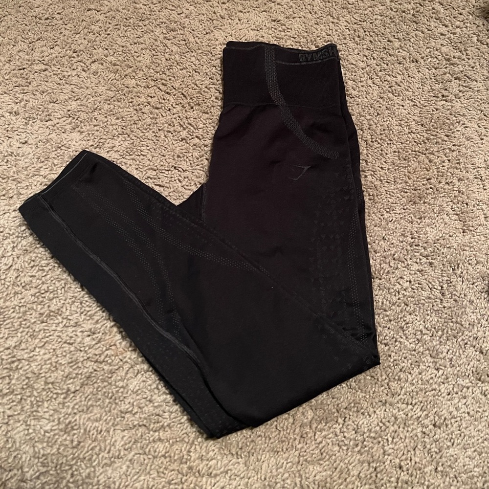 ⭐️ Black GYMSHARK Seamless Leggings size Small ⭐️